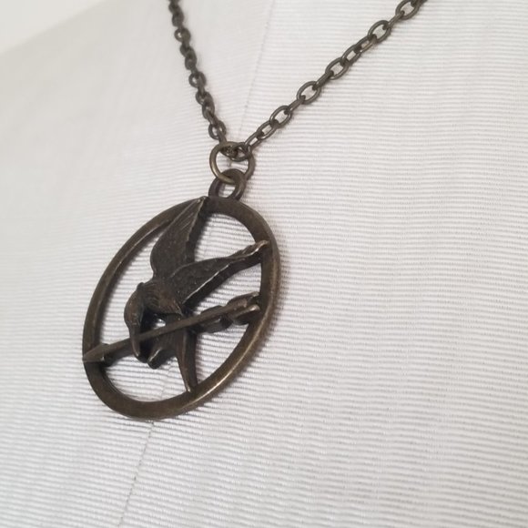 Mockingjay Necklace Unisex Bronze Treena Bean Hunger Games - Picture 13 of 15